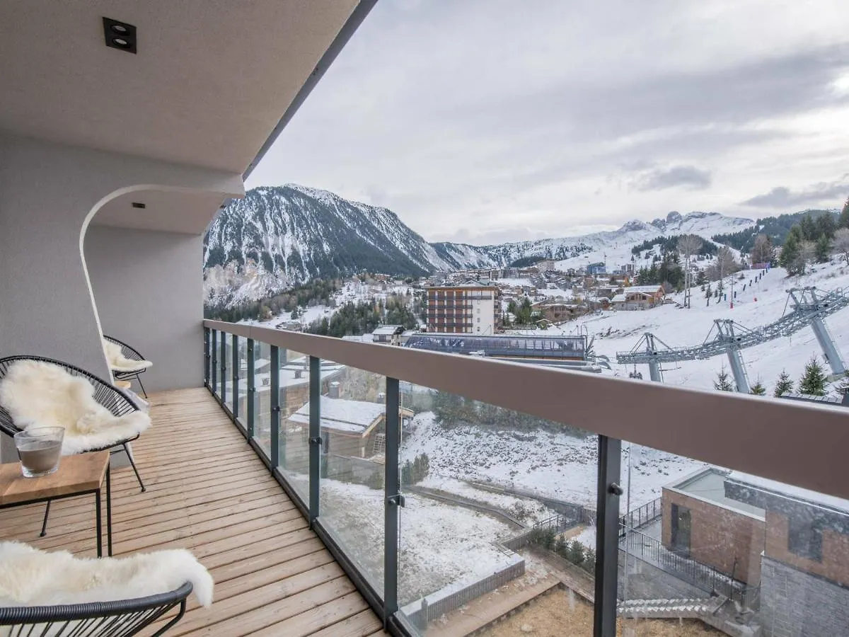 Appartement De Standing Avec Balcon, Aux Pieds Des Pistes A Courchevel Village - Fr-1-562-51 شقة
