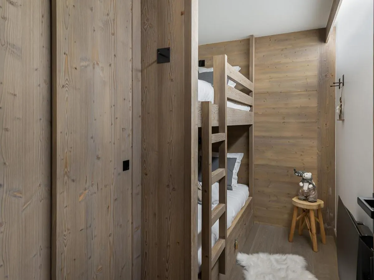 Appartement De Standing Avec Balcon, Aux Pieds Des Pistes A Courchevel Village - Fr-1-562-51 شقة